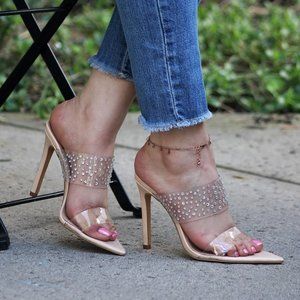 Arianna Heels
